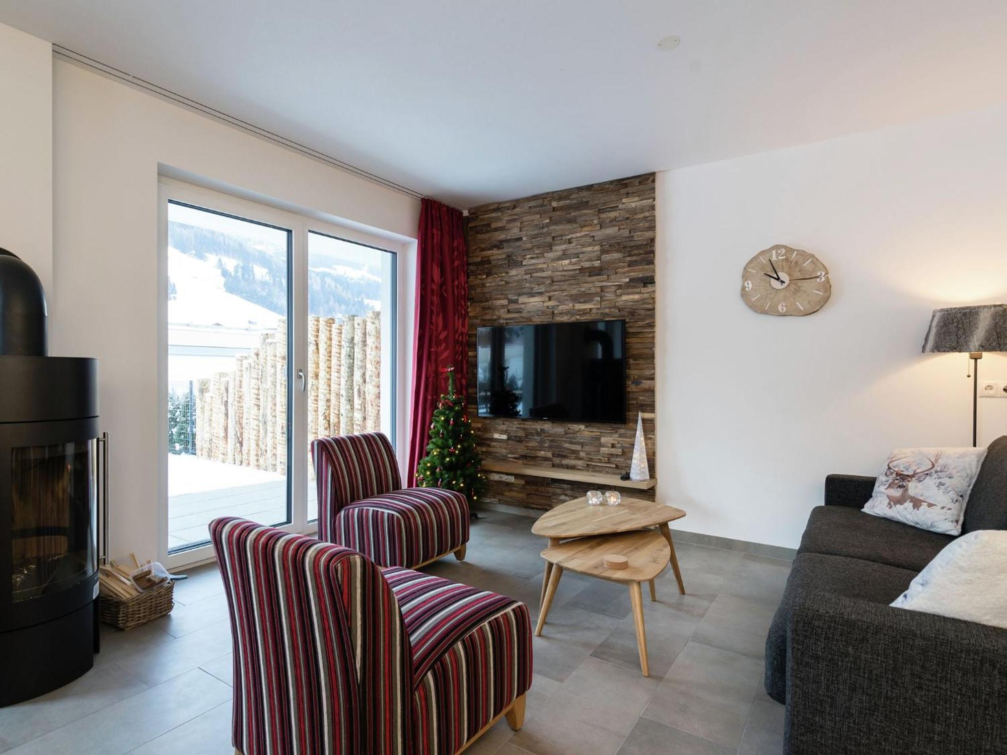 Modern Holiday Home In Leogang With Private Sauna Экстерьер фото