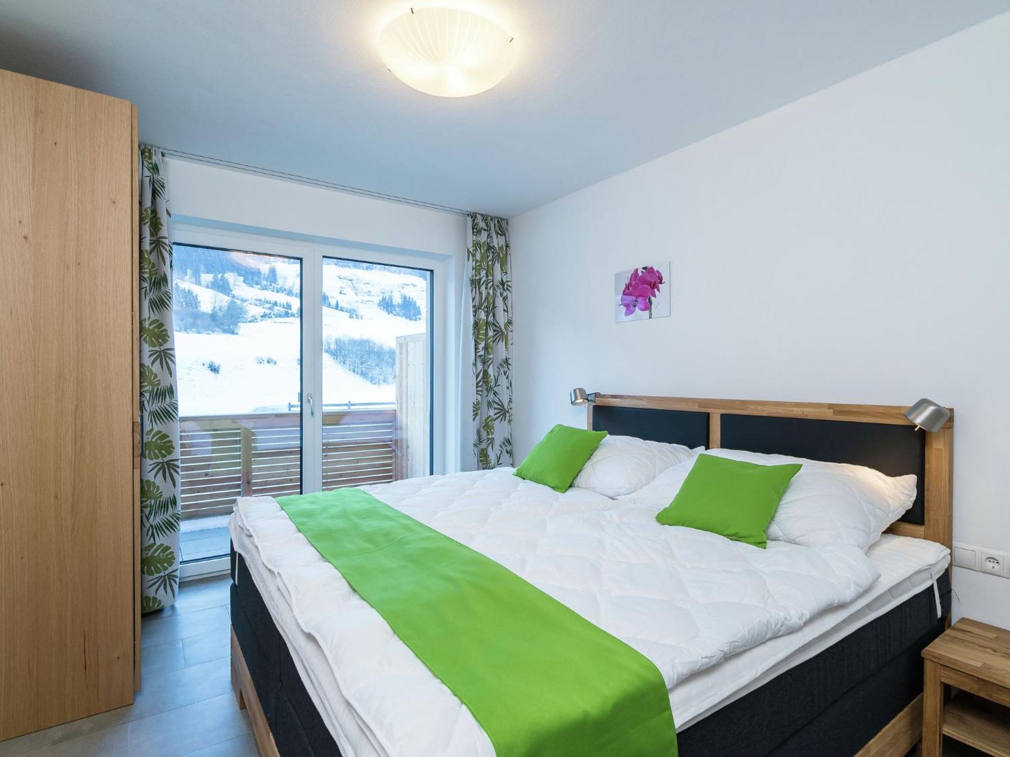 Modern Holiday Home In Leogang With Private Sauna Экстерьер фото